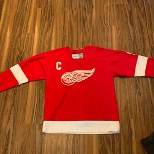 Gordie Howe jersey
